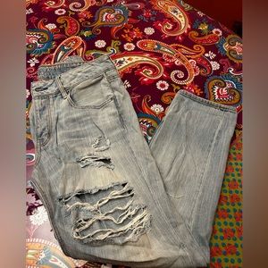 American Eagle jeans Tomgirl distressed button fly